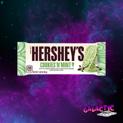 Hershey's Cookies 'N' Mint Ice Cream Bar - 1.38 oz on Galactic Snacks background